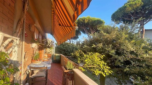 appartamento in vendita a Montignoso