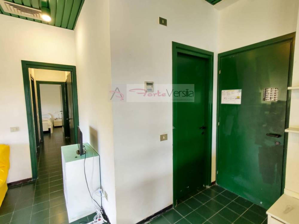 appartamento in vendita a Montignoso in zona Cinquale