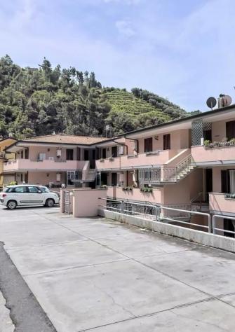 appartamento in vendita a Montignoso in zona Capanne