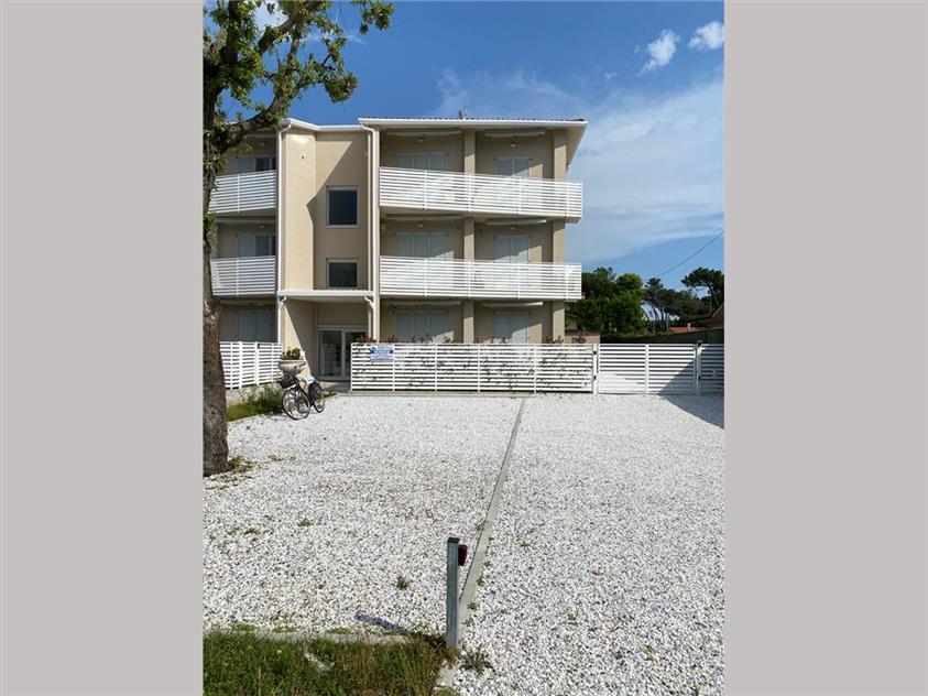 appartamento in vendita a Montignoso in zona Cinquale