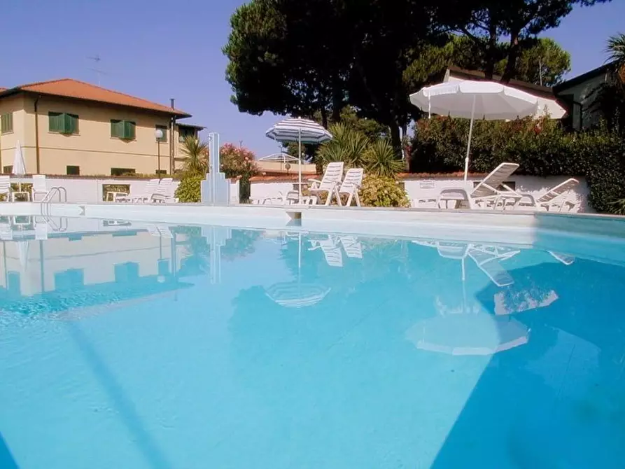 casa indipendente in vendita a Montignoso in zona Cinquale