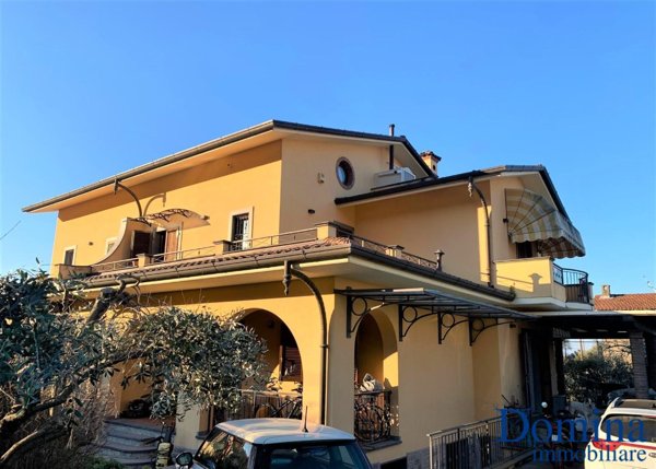 casa indipendente in vendita a Montignoso in zona Capanne