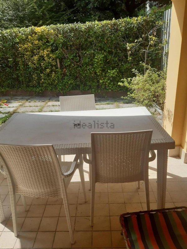 casa indipendente in vendita a Montignoso in zona Cinquale