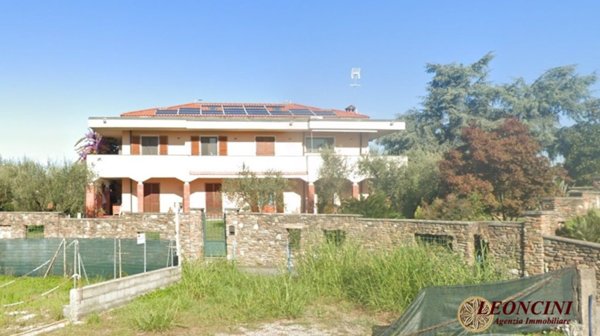 casa indipendente in vendita a Montignoso in zona Cinquale