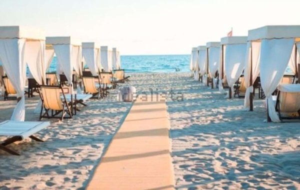 appartamento in vendita a Montignoso