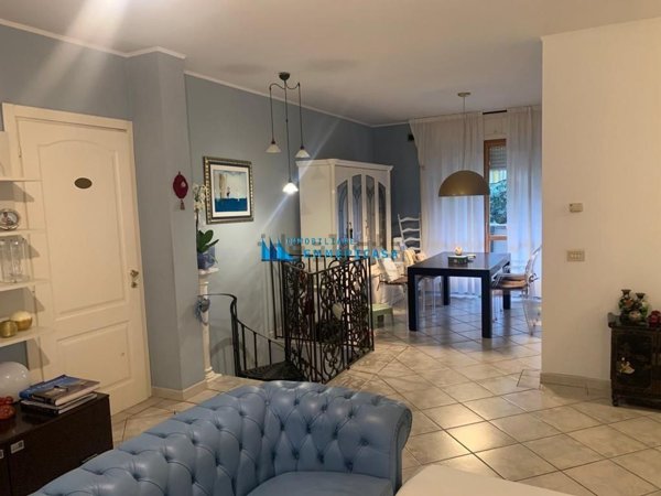 appartamento in vendita a Montignoso in zona Cervaiolo