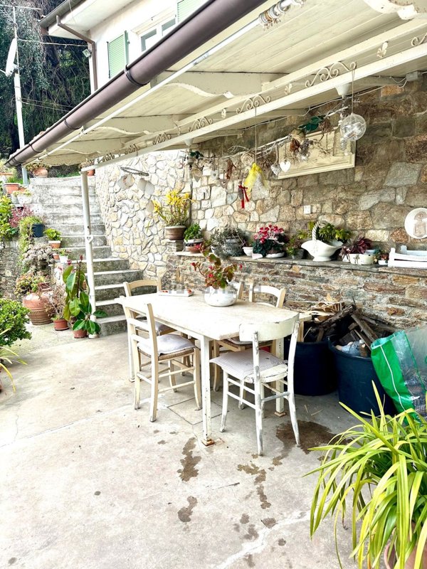 appartamento in vendita a Montignoso