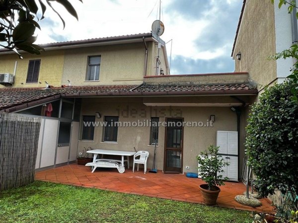 appartamento in vendita a Montignoso in zona Cinquale