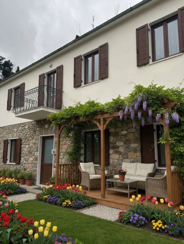 casa indipendente in vendita a Montignoso