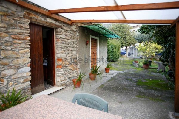 appartamento in vendita a Montignoso in zona Capanne