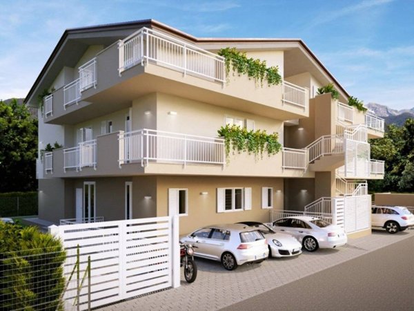 appartamento in vendita a Montignoso in zona Cinquale