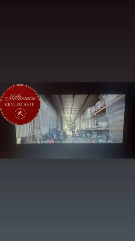 locale commerciale in vendita a Montignoso in zona Cinquale