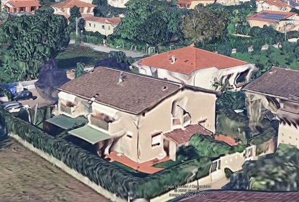 casa indipendente in vendita a Montignoso in zona Cinquale