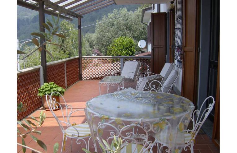 appartamento in vendita a Montignoso in zona Sant'Eustachio