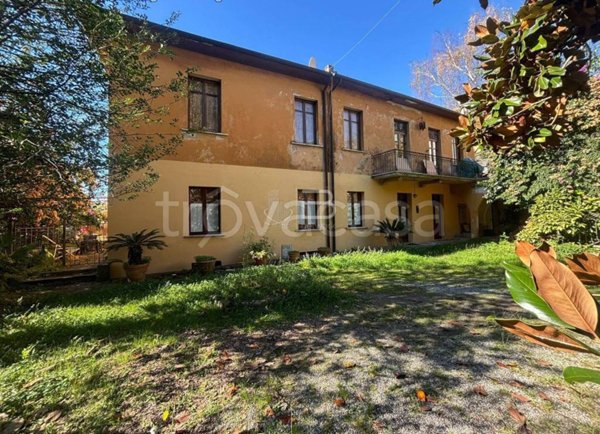 casa indipendente in vendita a Montignoso