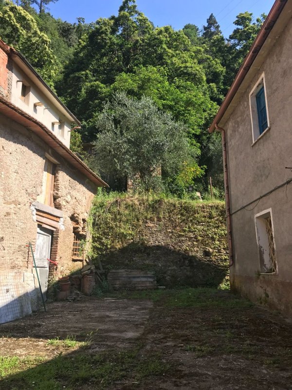 casale in vendita a Montignoso