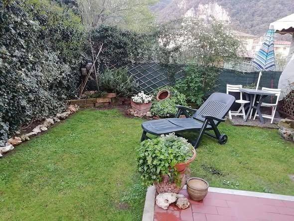 appartamento in vendita a Montignoso in zona Renella