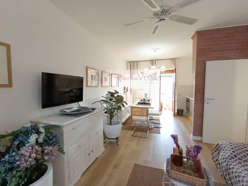 appartamento in vendita a Montignoso in zona Cinquale