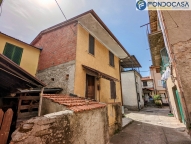 casa indipendente in vendita a Montignoso