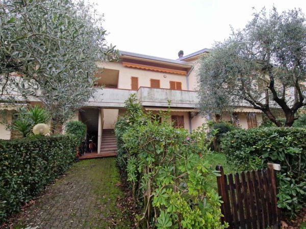 appartamento in vendita a Montignoso in zona Cinquale