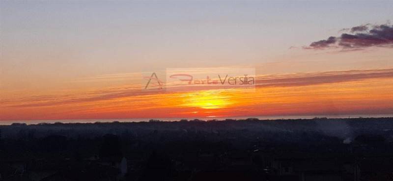 appartamento in vendita a Montignoso