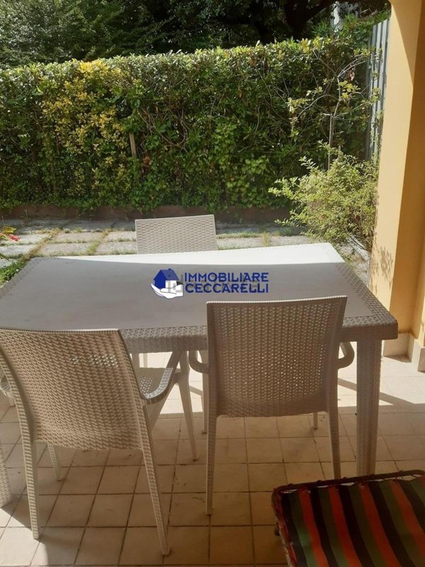 casa indipendente in vendita a Montignoso in zona Cinquale