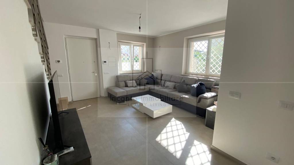 casa indipendente in vendita a Montignoso in zona Cinquale