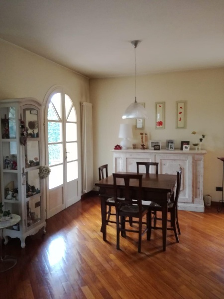 casa indipendente in vendita a Montignoso in zona Cinquale