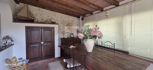 casa indipendente in vendita a Montignoso in zona Cinquale