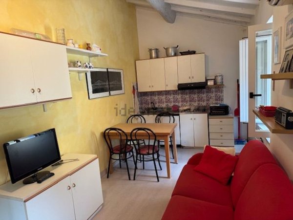 appartamento in vendita a Montignoso in zona Capanne