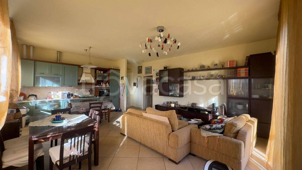 appartamento in vendita a Montignoso in zona Cervaiolo