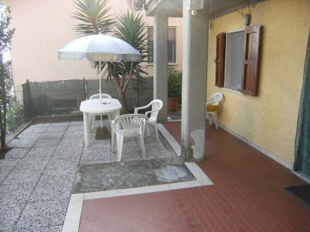 casa indipendente in vendita a Montignoso in zona Cinquale