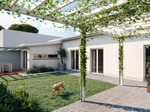 casa indipendente in vendita a Montignoso in zona Cinquale