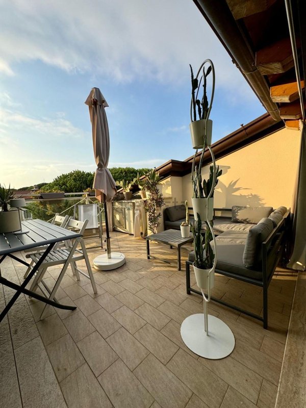 appartamento in vendita a Montignoso in zona Cinquale