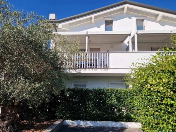 appartamento in vendita a Montignoso in zona Cinquale