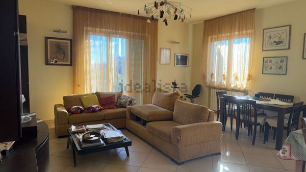 appartamento in vendita a Montignoso in zona Cervaiolo