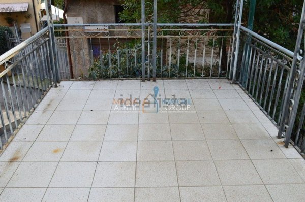 casa indipendente in vendita a Montignoso in zona Capanne