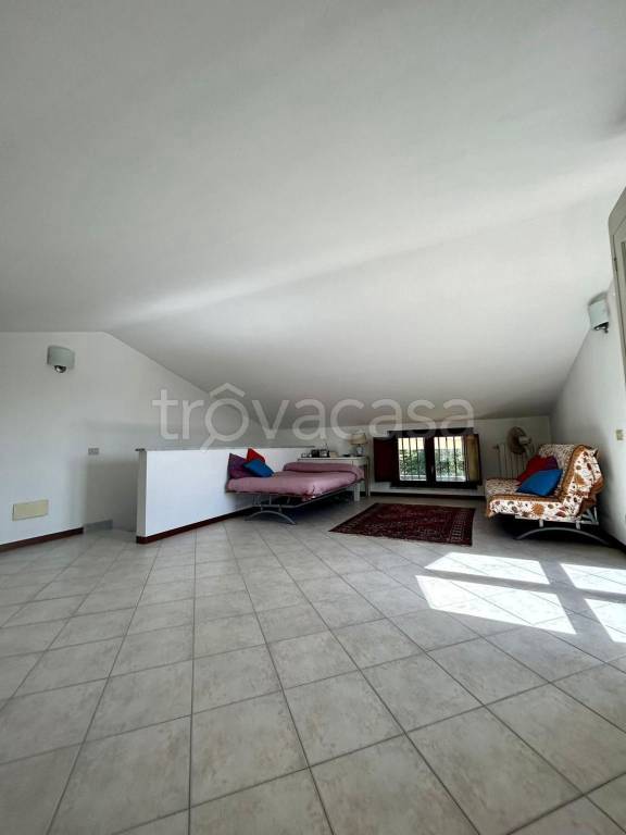 casa indipendente in vendita a Montignoso