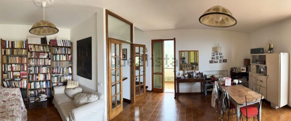 casa indipendente in vendita a Montignoso