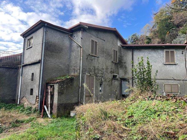 rudere in vendita a Montignoso