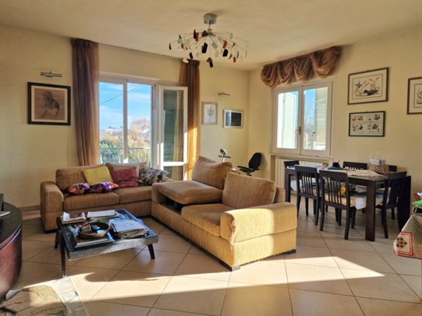 appartamento in vendita a Montignoso in zona Cervaiolo