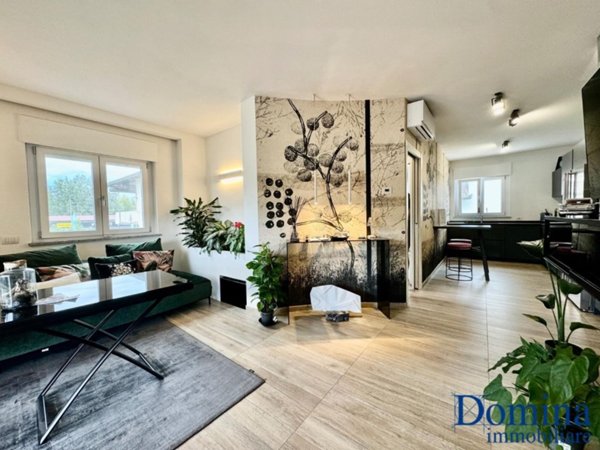 casa indipendente in vendita a Montignoso in zona Cinquale