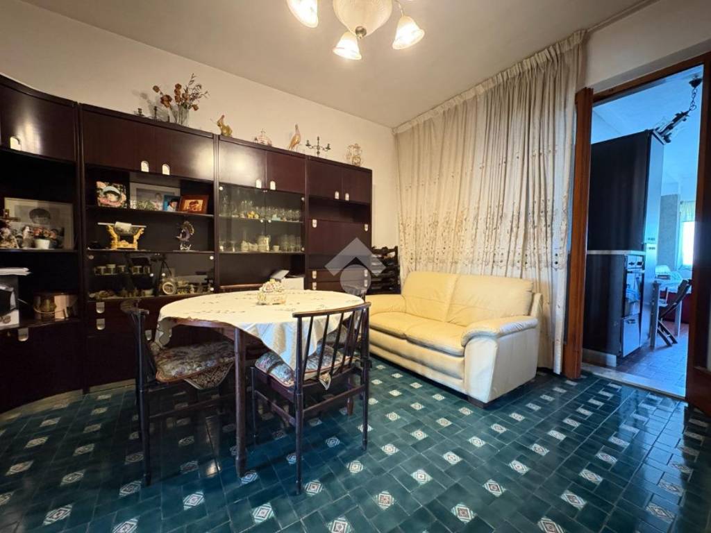 appartamento in vendita a Montignoso in zona Cervaiolo