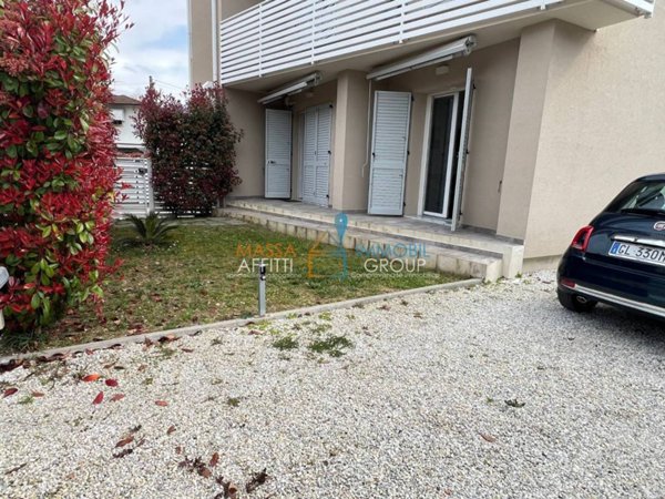 appartamento in vendita a Montignoso in zona Cinquale