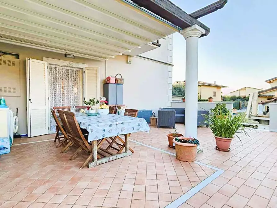 appartamento in vendita a Montignoso in zona Cervaiolo