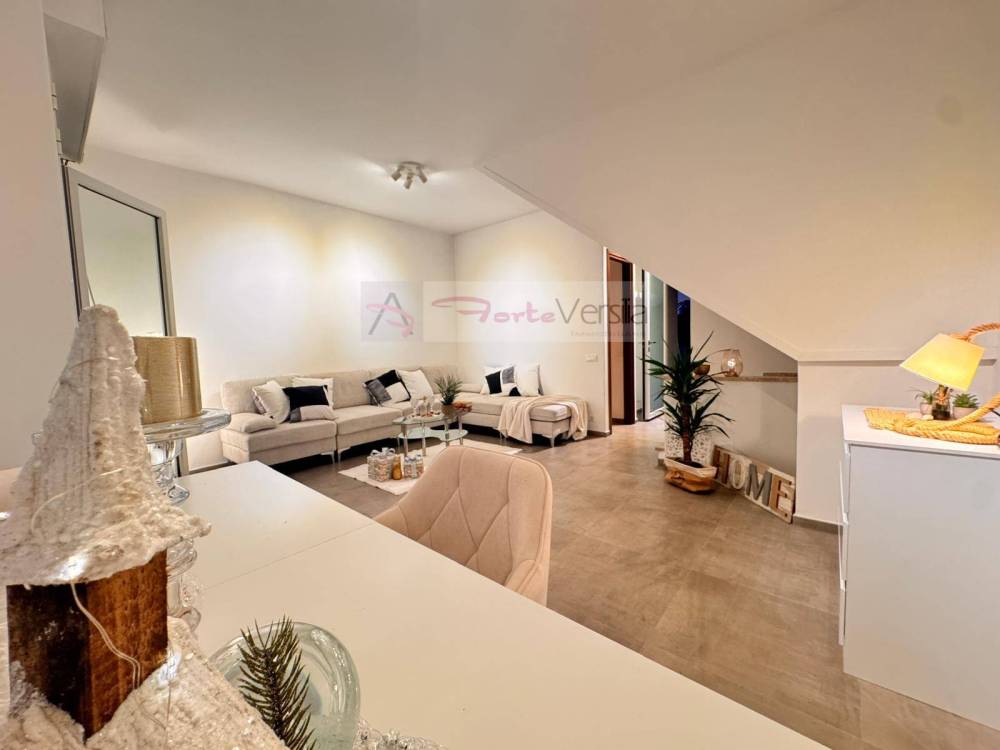 casa indipendente in vendita a Montignoso in zona Cinquale
