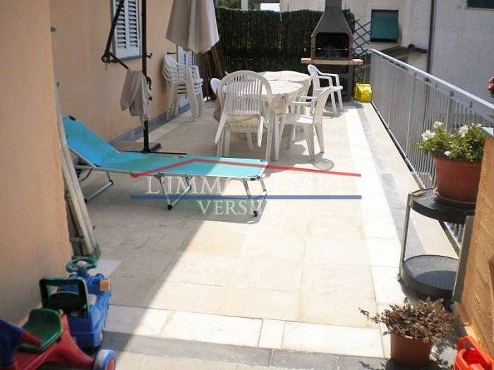 appartamento in vendita a Montignoso in zona Cinquale