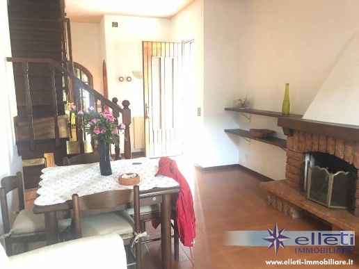 casa indipendente in vendita a Montignoso in zona Cinquale