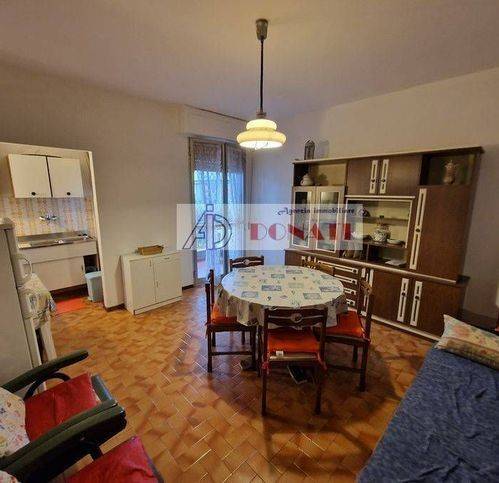 appartamento in vendita a Montignoso in zona Cinquale