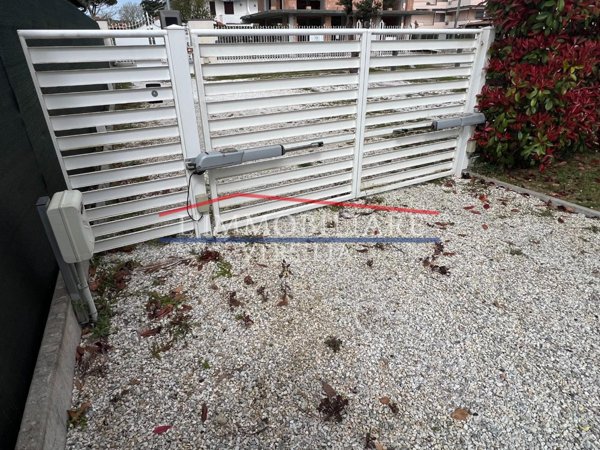 appartamento in vendita a Montignoso in zona Cinquale